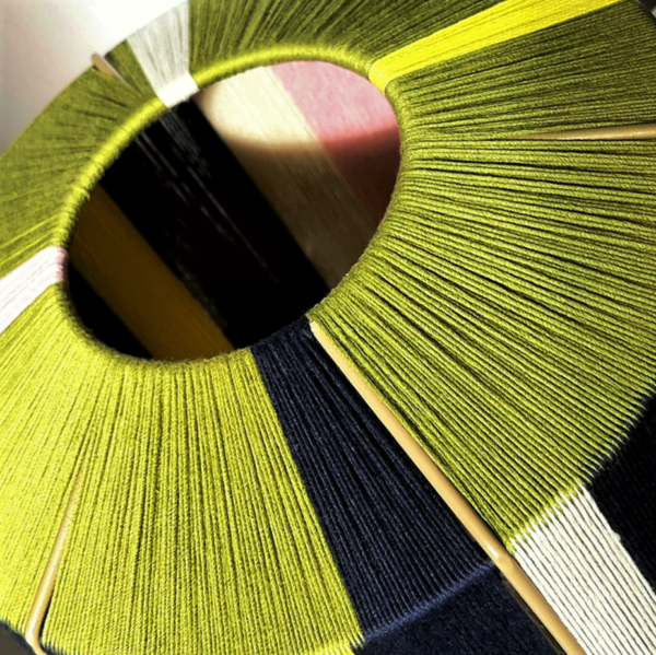 l'epicurienne -lampe à poser moderne - marine olive poudré jaune